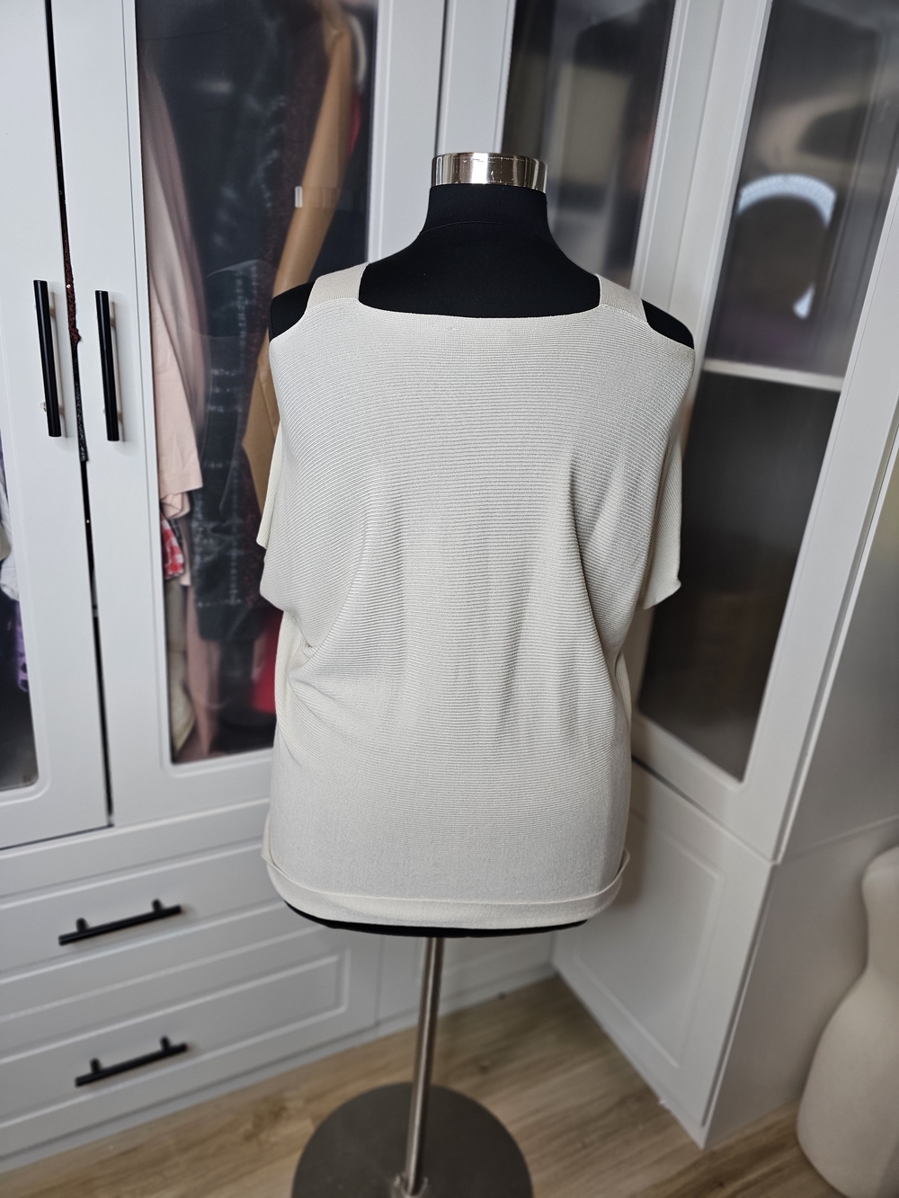 Eileen Fisher Cream Cold-Shoulder Knit Sweater - Picture 4 of 6